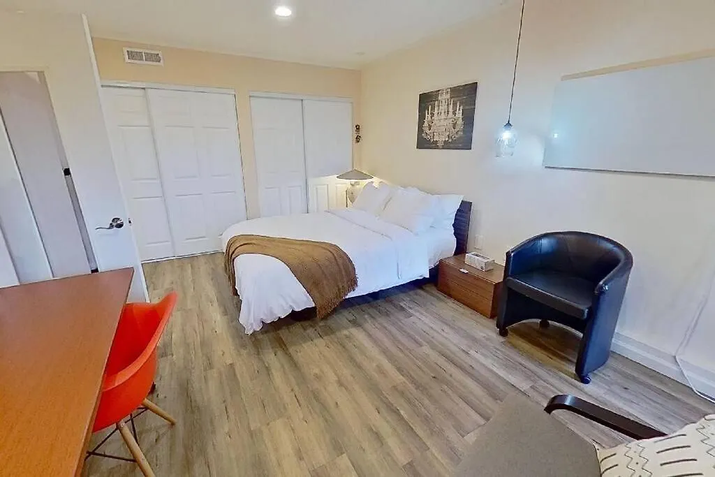 Tranquil 1Br/1Ba Mountain Like City Retreat-1